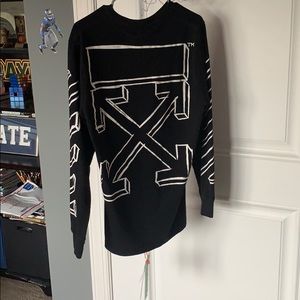Off white long sleeve